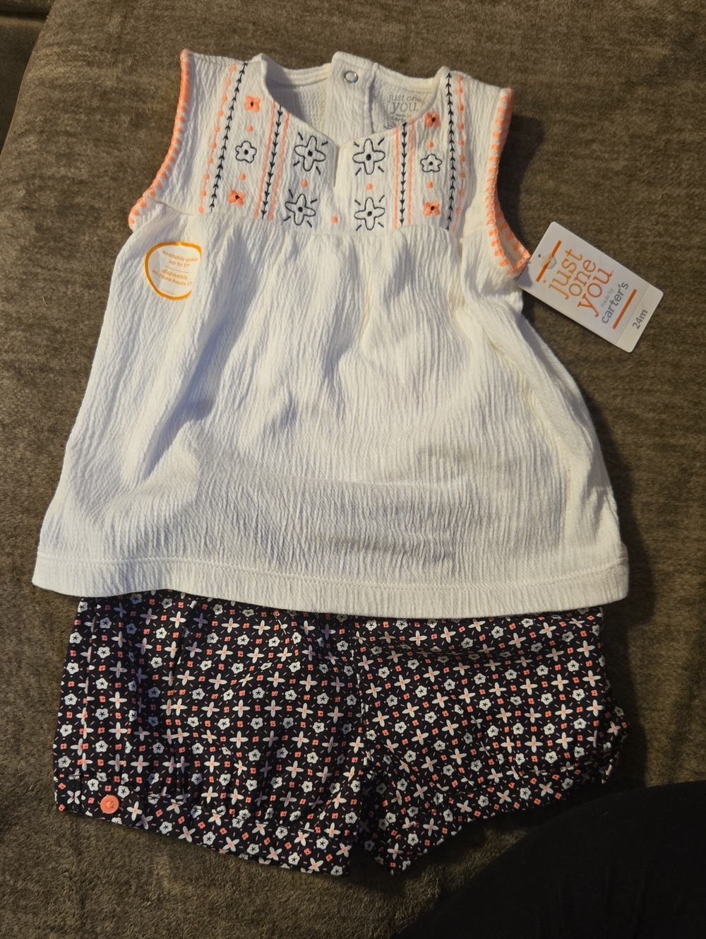 3/$10 Bundle Deals White Embroidered Baby Tank & Navy Floral Shorts Set